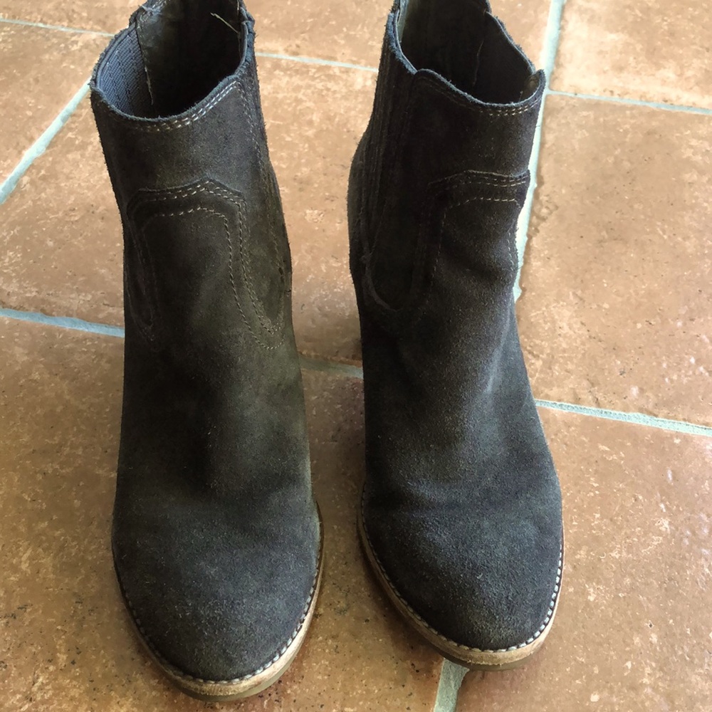 Suede ankle boots
